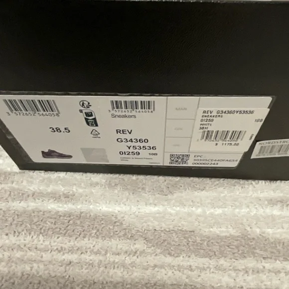 Chanel CC Off White Fabric Sneaker 38.5 - Picture 10 of 13